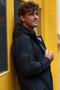 2025 Eco-friendly Unisex Waterproof Jacket (Black)